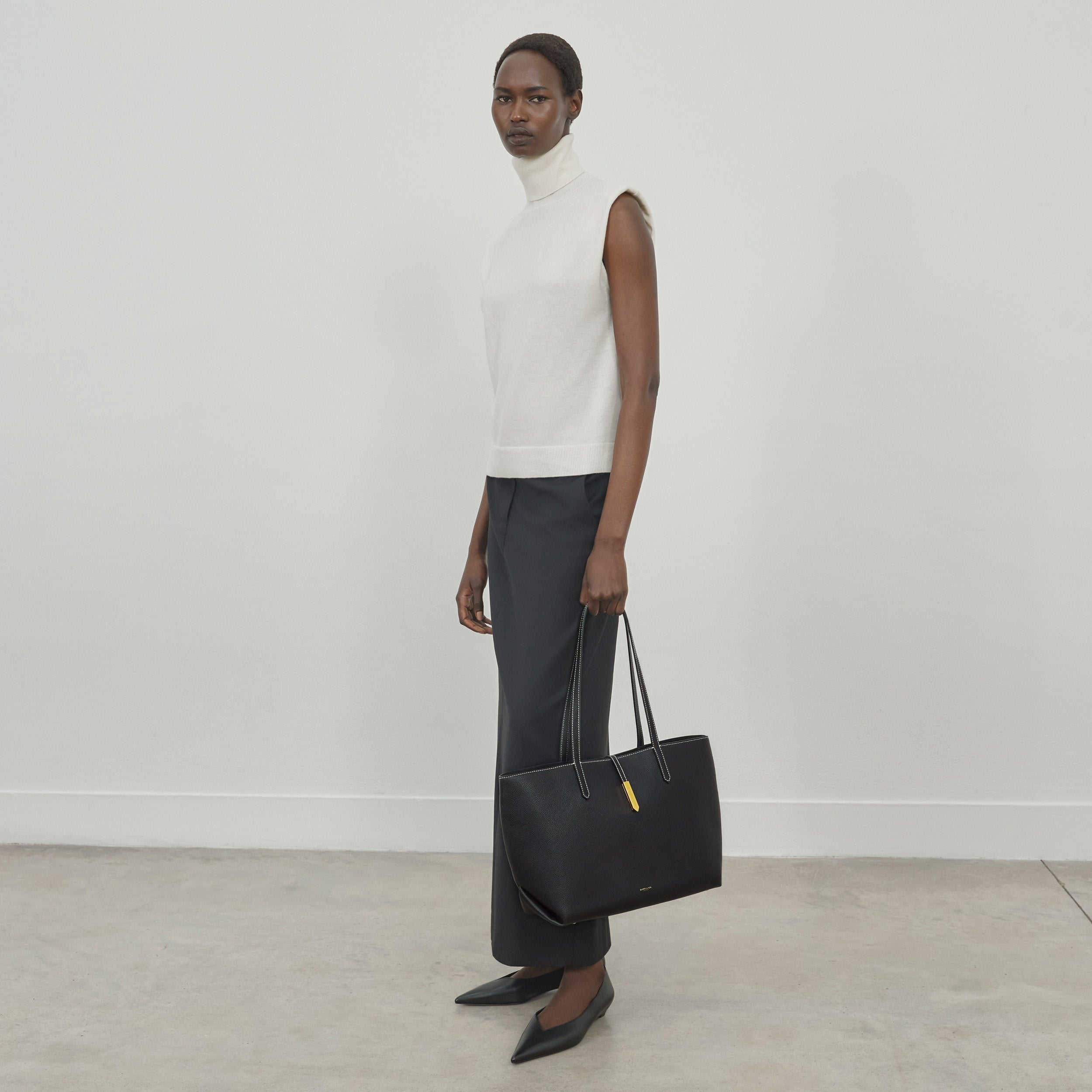 The Tokyo Tote - black small grain ecru stitching