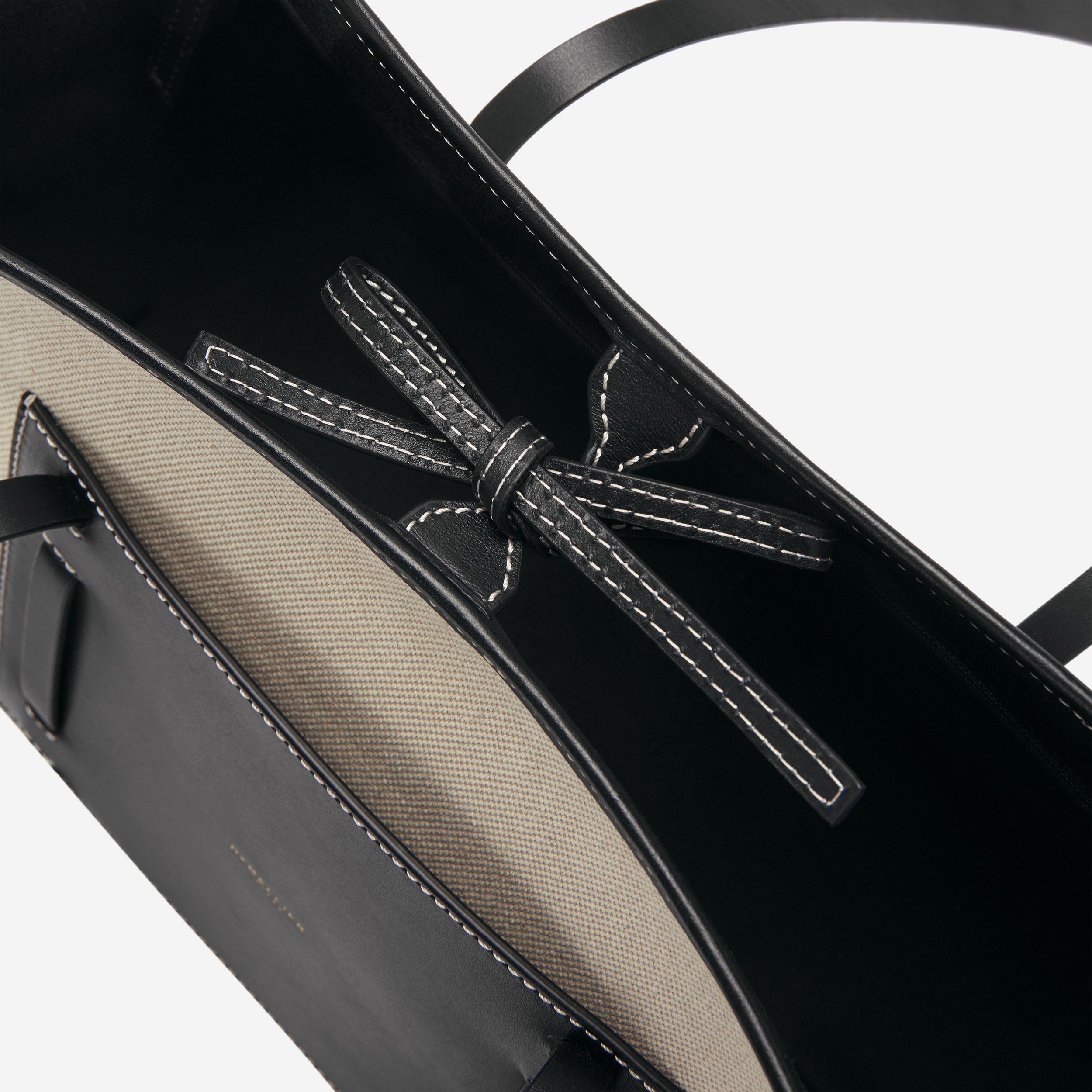 The Capri - salt & pepper canvas black smooth