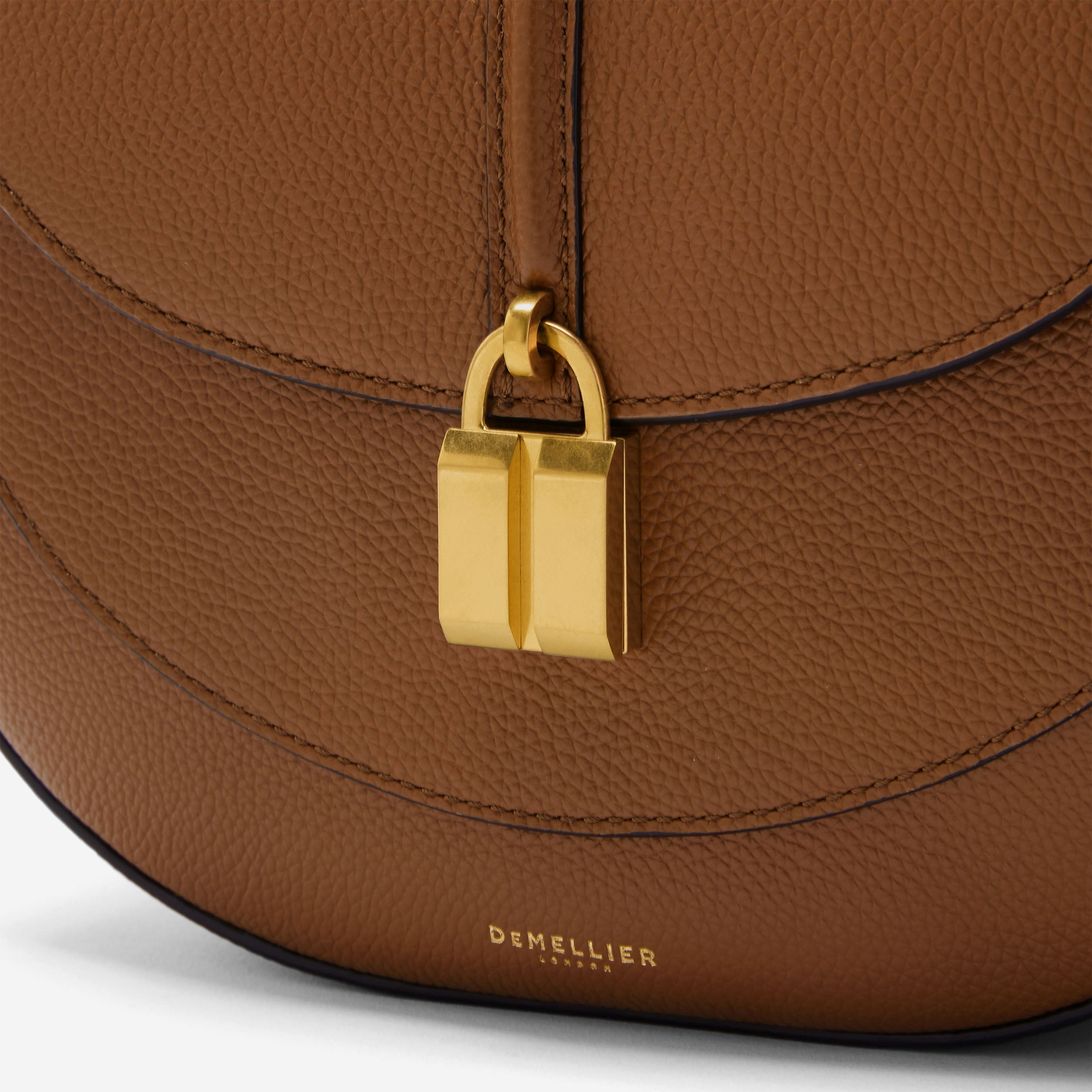 The Siena Saddle - tan small grain