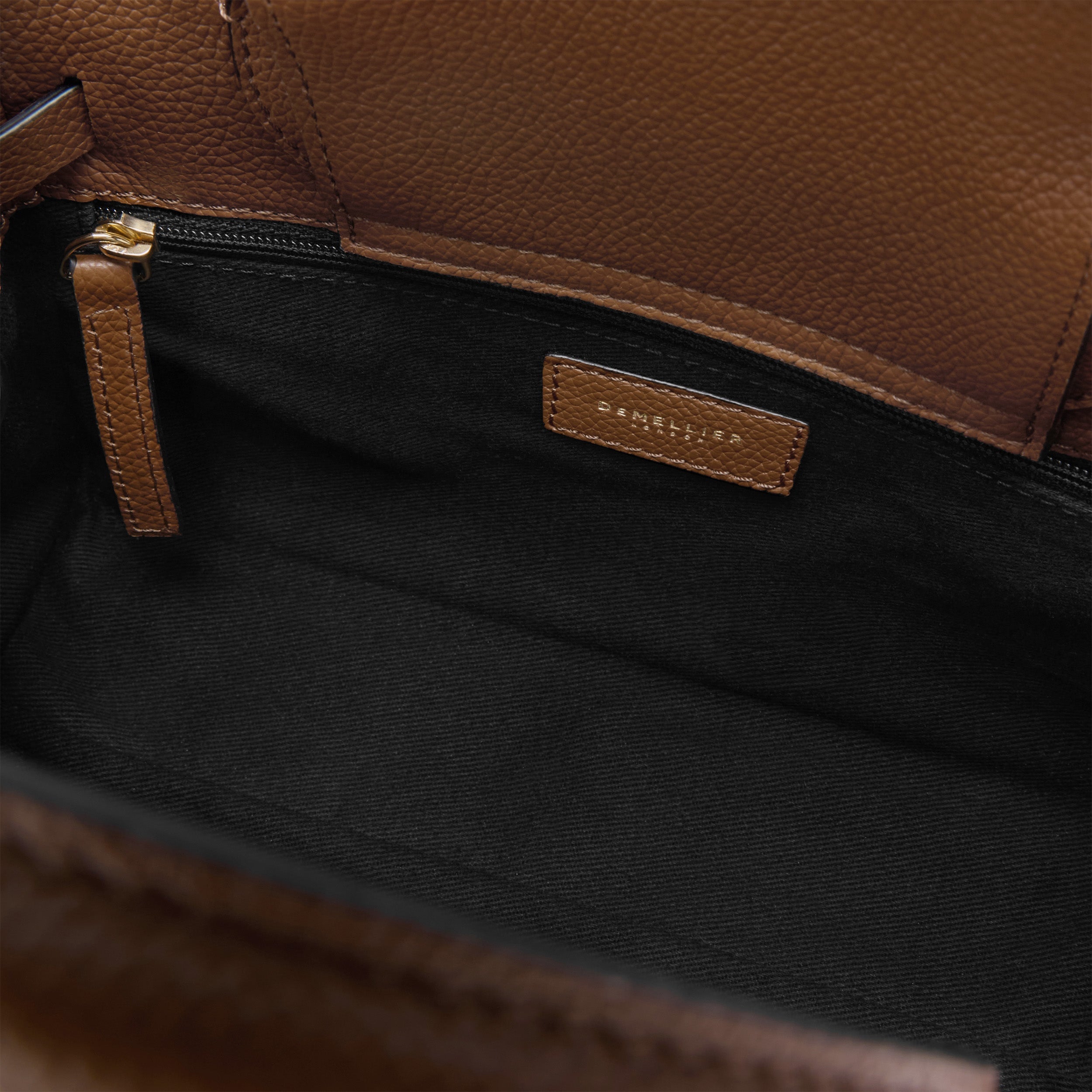 The Small Hudson - tan small grain