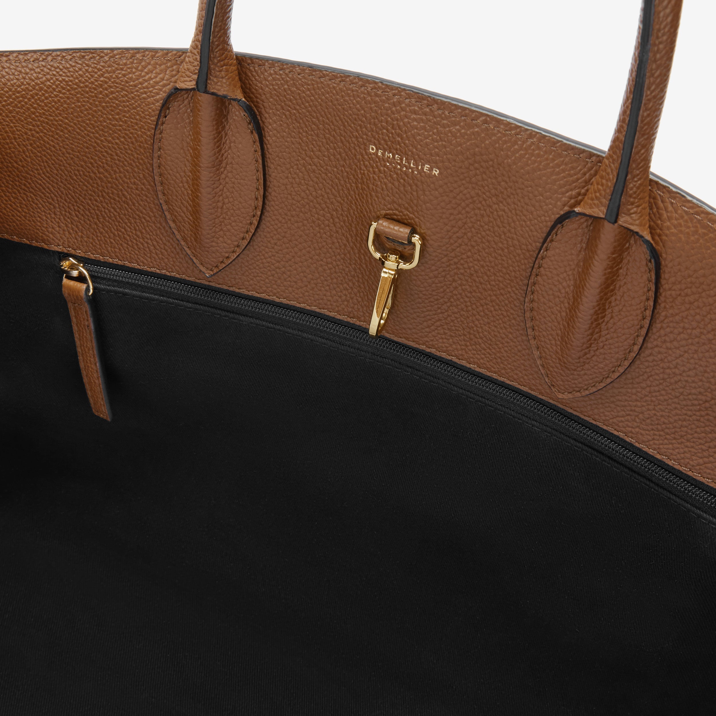 The Hudson - tan small grain