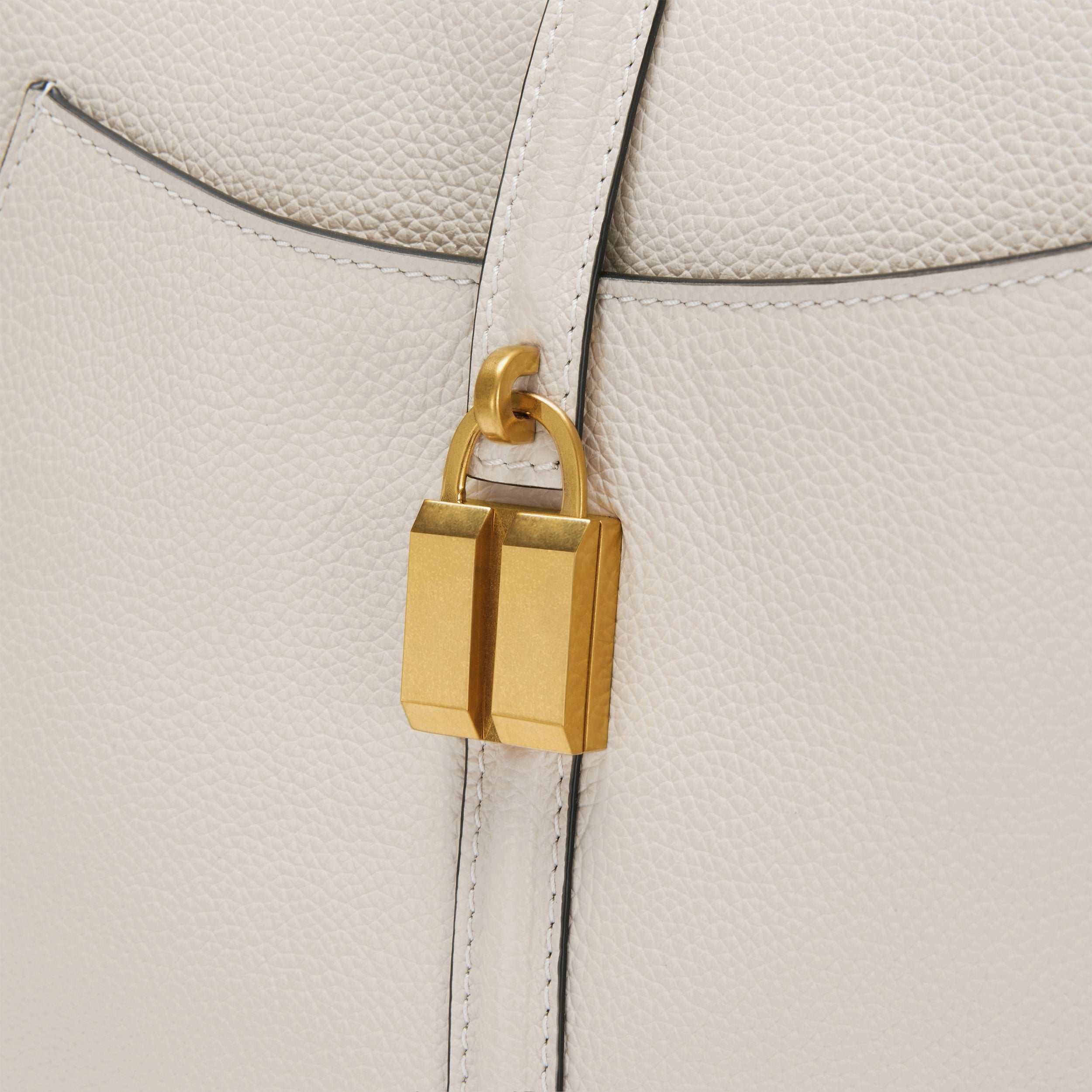 The Siena Hobo - off-white small grain
