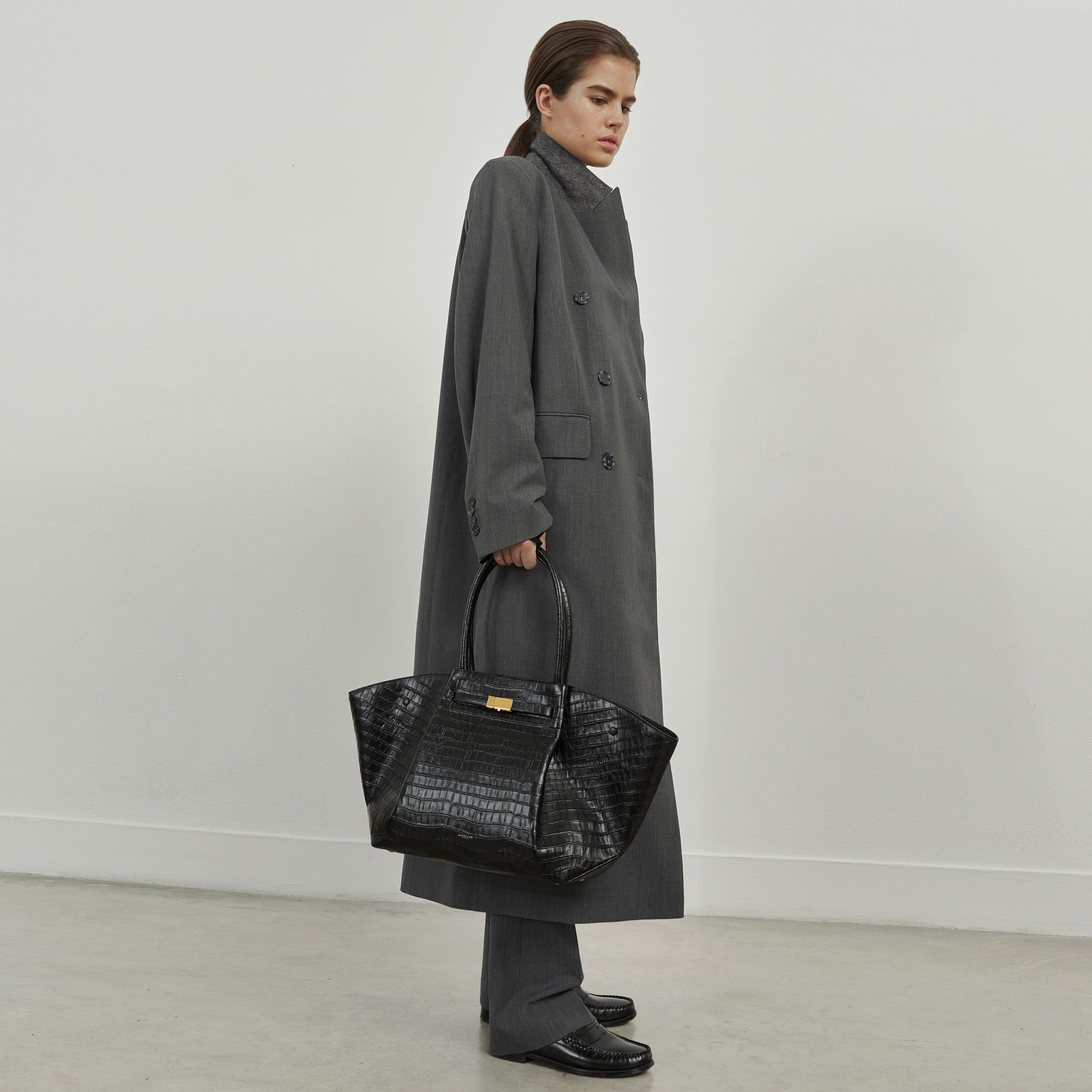 The New York - black croc-effect