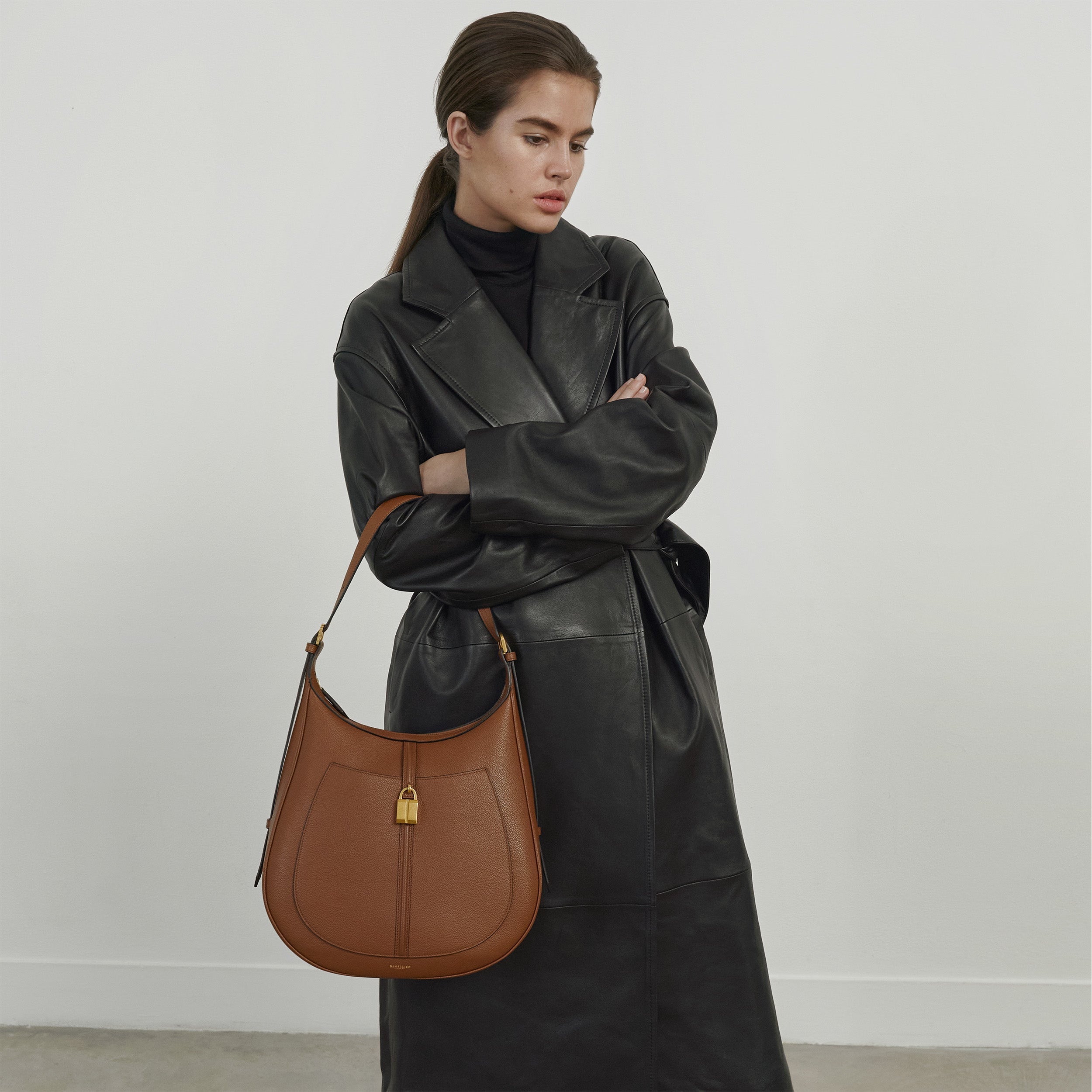The Siena Hobo - tan small grain