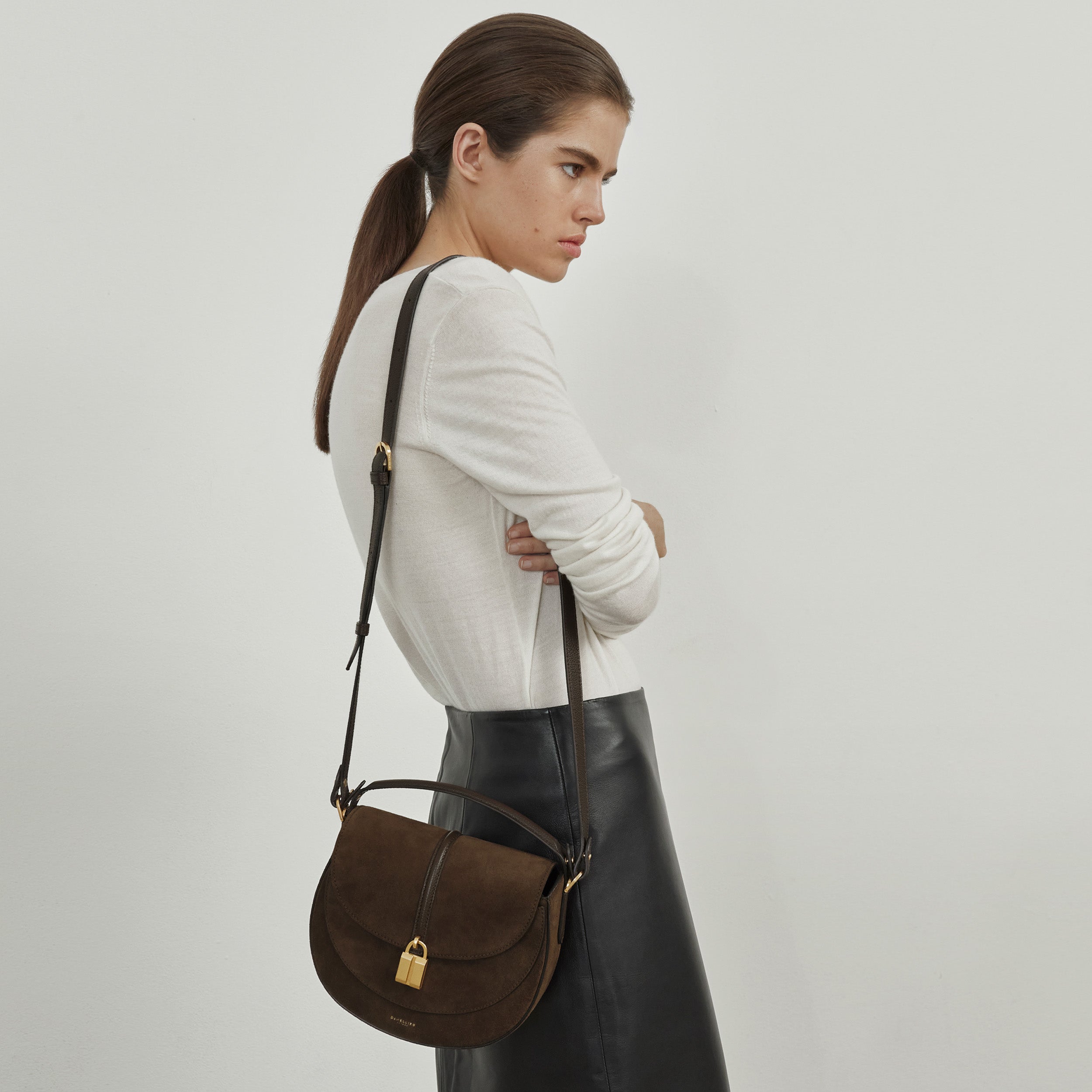 The Siena Saddle - mocha suede & mocha small grain