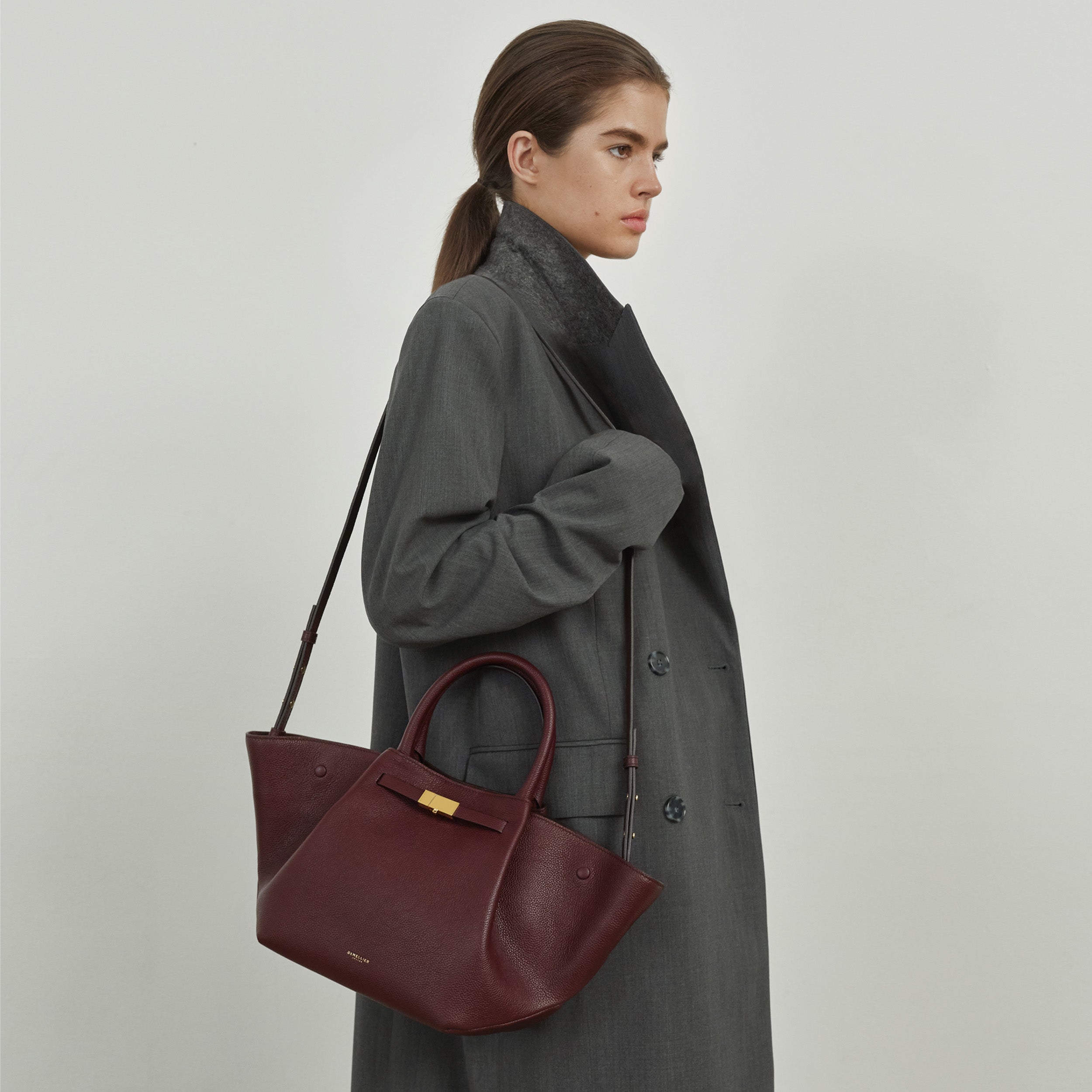The Midi New York - burgundy small grain