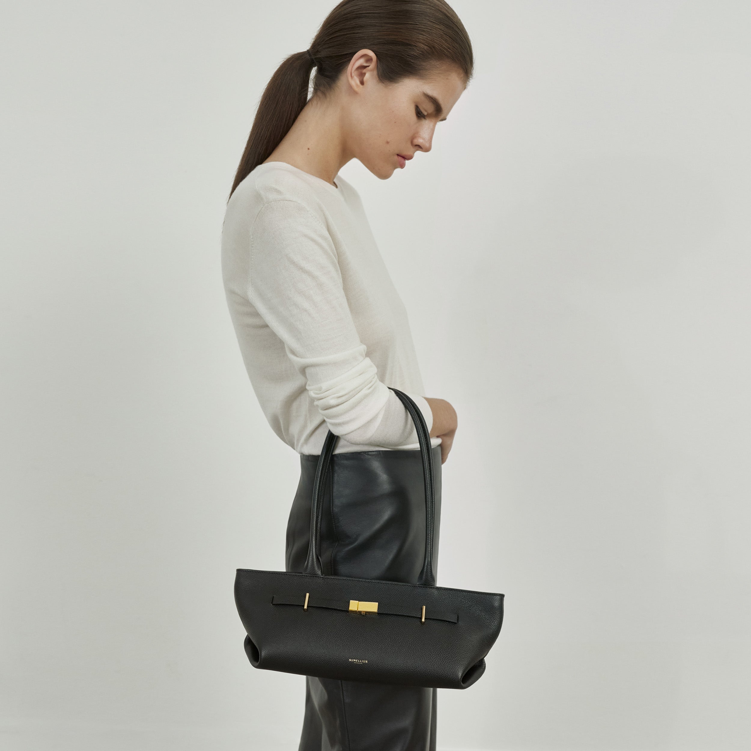 The New York Shoulder - mocha suede & mocha smooth