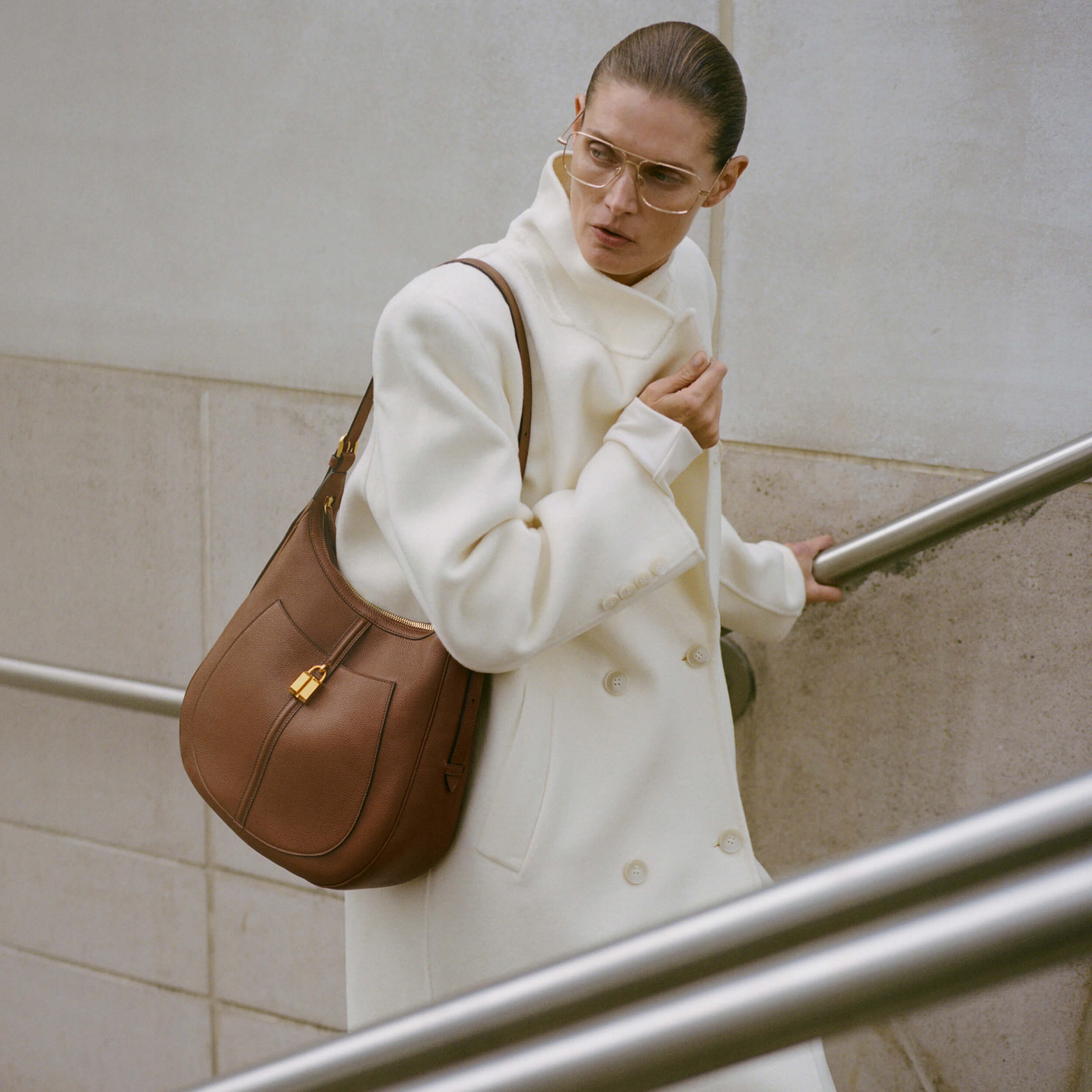 The Siena Hobo - tan small grain