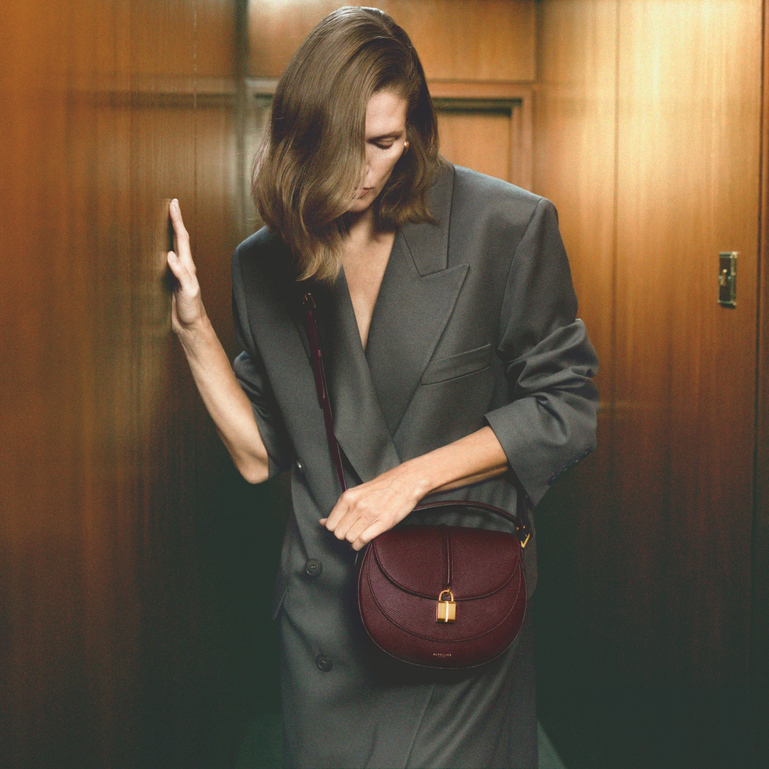 The Siena Saddle - burgundy small grain