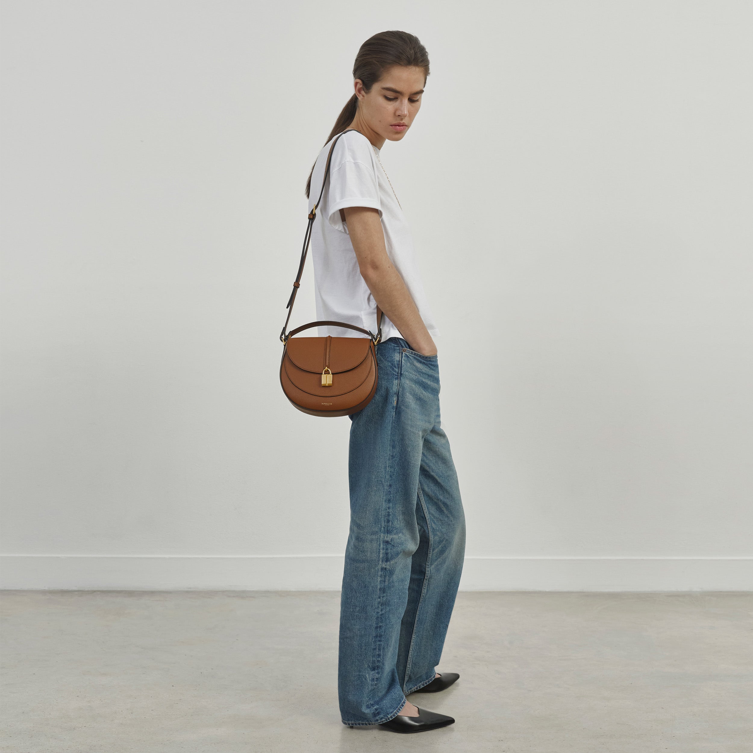 The Siena Saddle - tan small grain