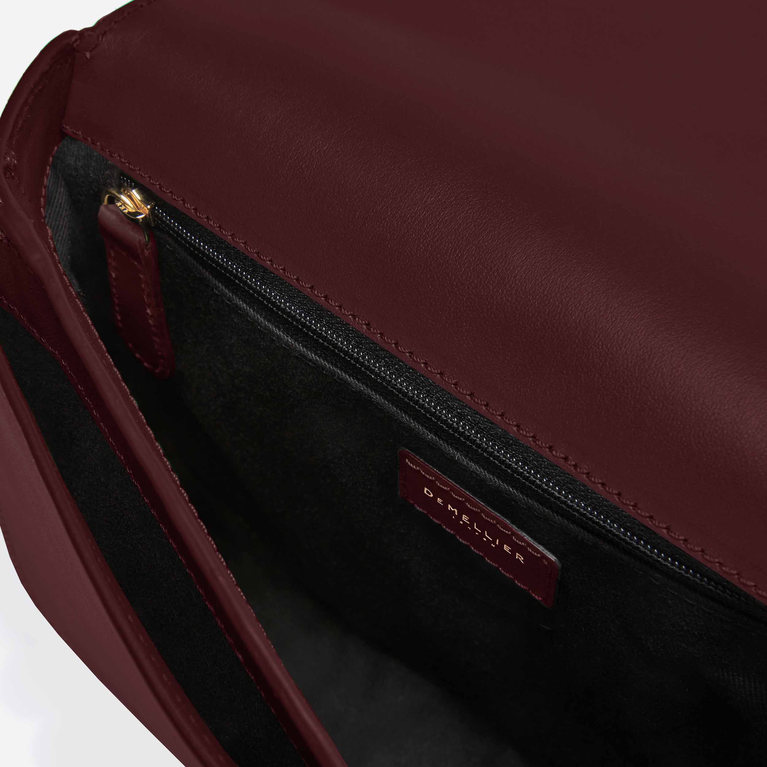 The Vancouver - burgundy smooth